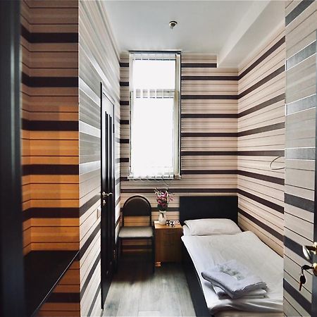 Uno Apart Hotel Киев Экстерьер фото