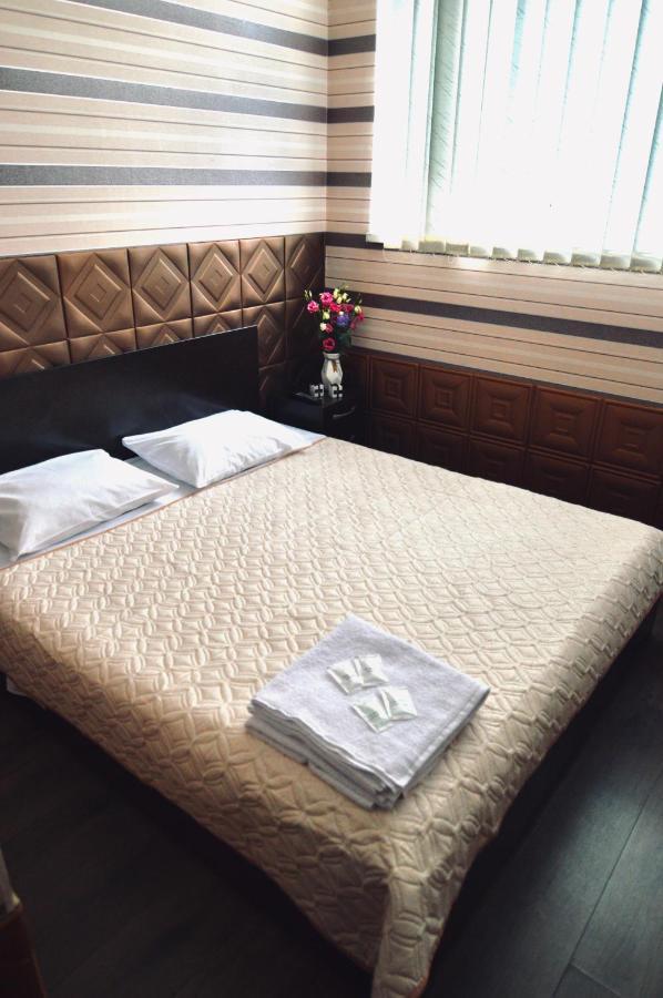 Uno Apart Hotel Киев Экстерьер фото