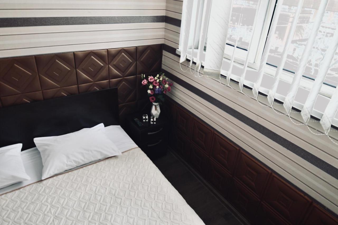 Uno Apart Hotel Киев Экстерьер фото