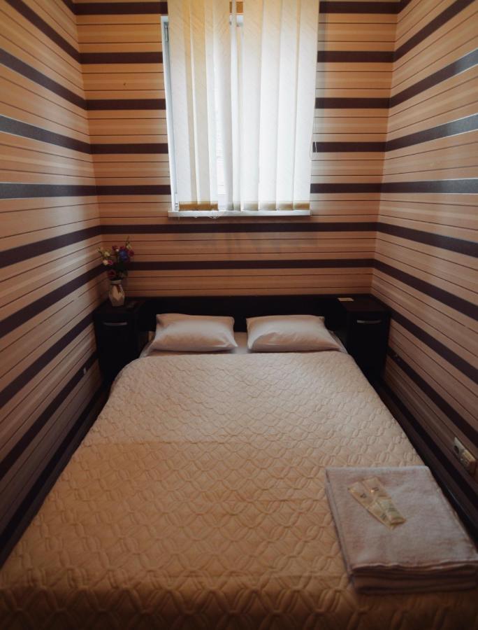Uno Apart Hotel Киев Экстерьер фото