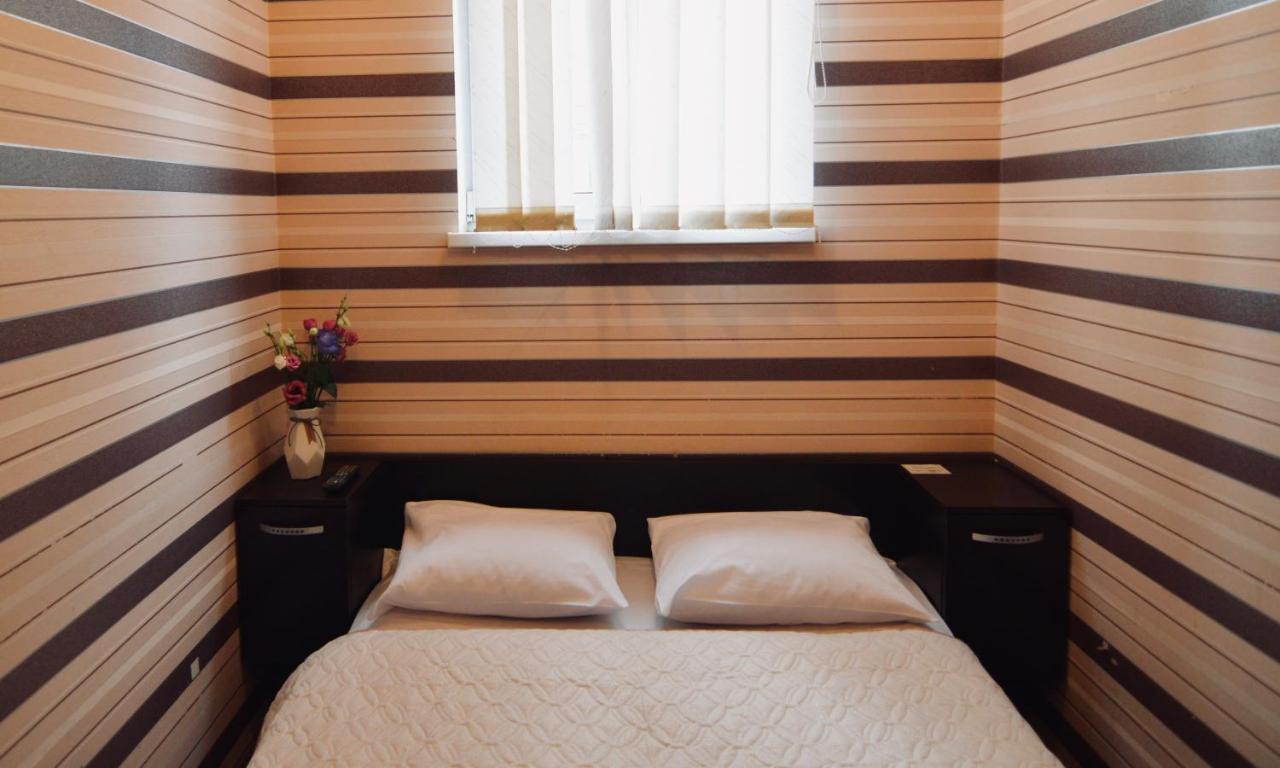 Uno Apart Hotel Киев Экстерьер фото